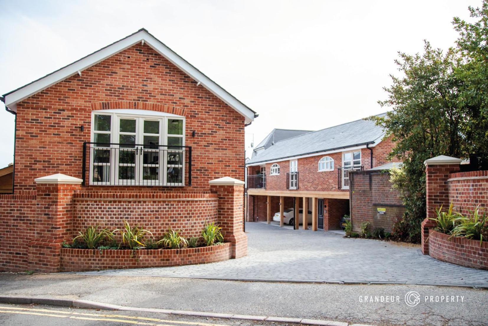 Keepers Cottage By Grandeur Property Poole Exterior photo